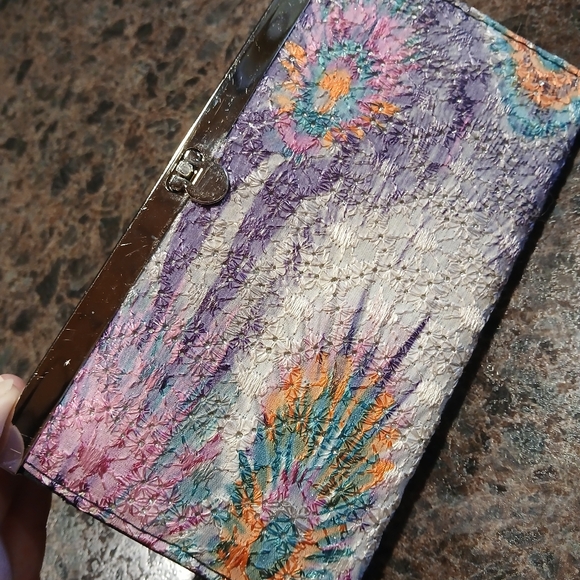 Wallets - 2 Together is Better! - Picture 8 of 14